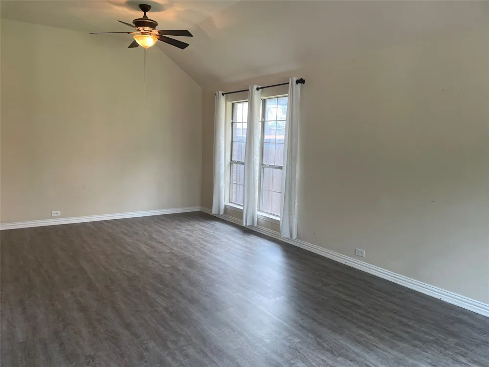 421 Brighton Street Roanoke, TX 76262
