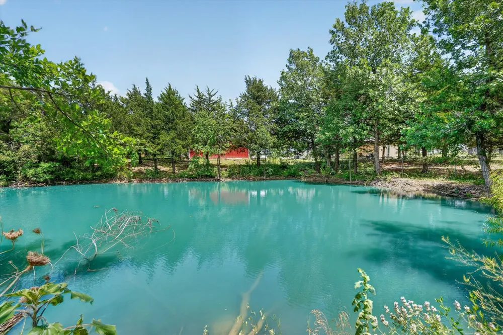 8088 Telegraph Road Quinlan, TX 75474