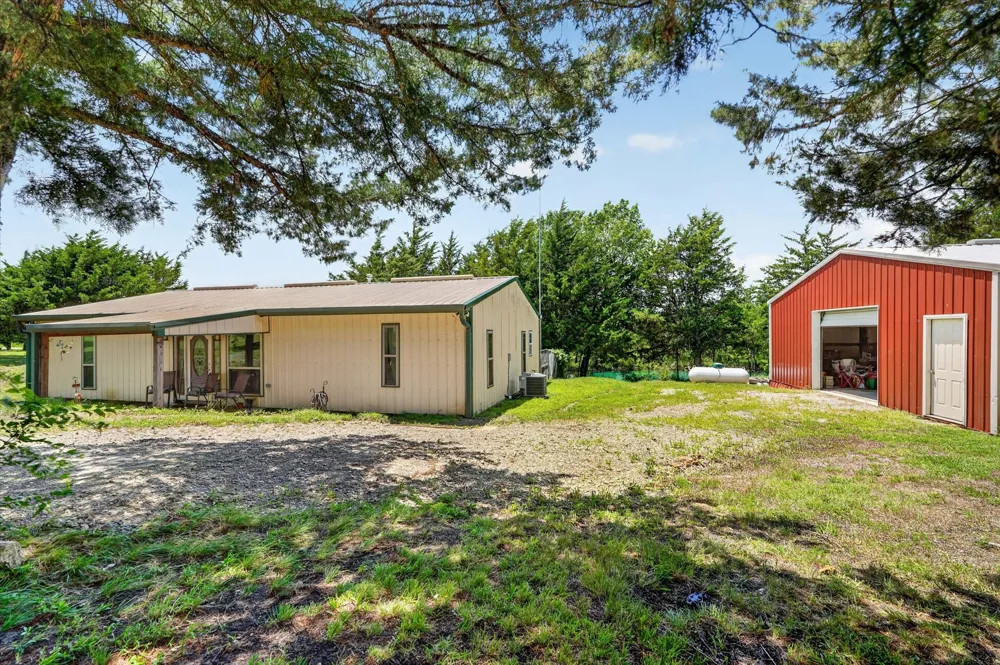 8088 Telegraph Road Quinlan, TX 75474