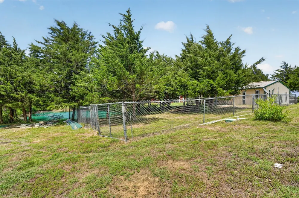 8088 Telegraph Road Quinlan, TX 75474
