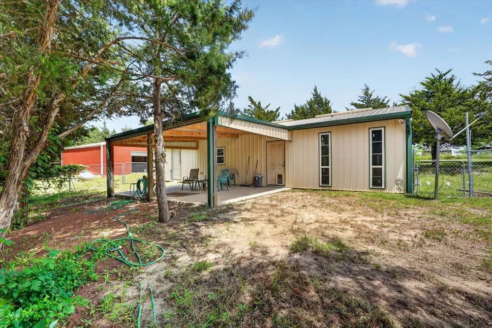 8088 Telegraph Road Quinlan, TX 75474