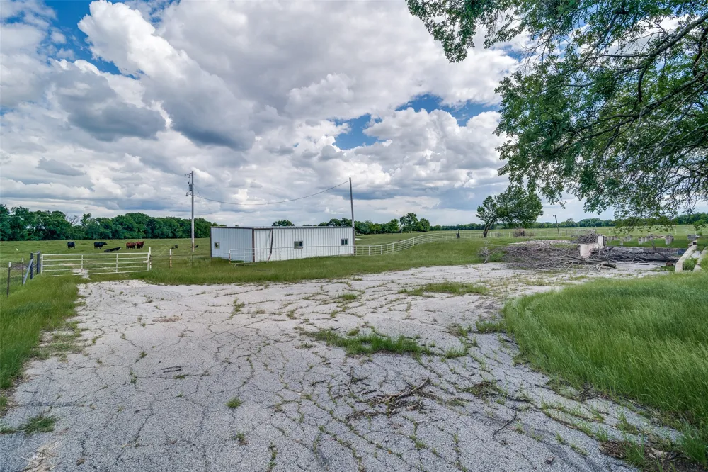 983 State Highway 78 S Farmersville, TX 75442