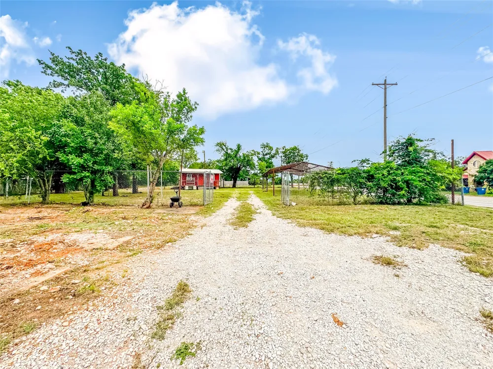 1503 Conrad Hilton Boulevard Cisco, TX 76437