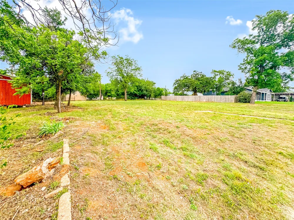 1503 Conrad Hilton Boulevard Cisco, TX 76437