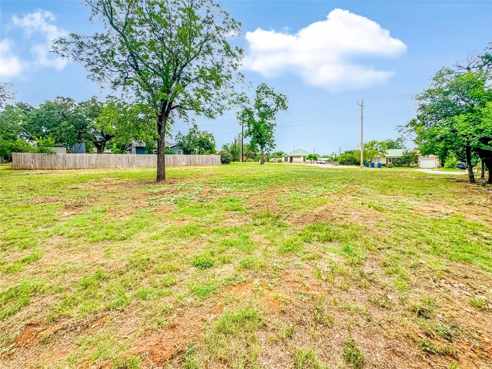 1503 Conrad Hilton Boulevard Cisco, TX 76437