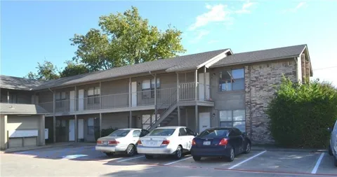2526 W Prairie Street #202