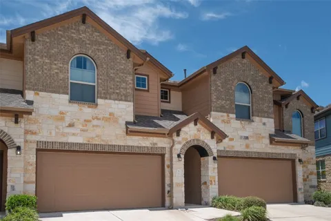 1001 Zodiac Lane #37
