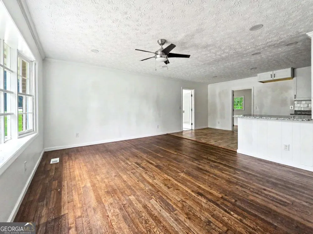 1350 Lori CT Conley, GA 30288