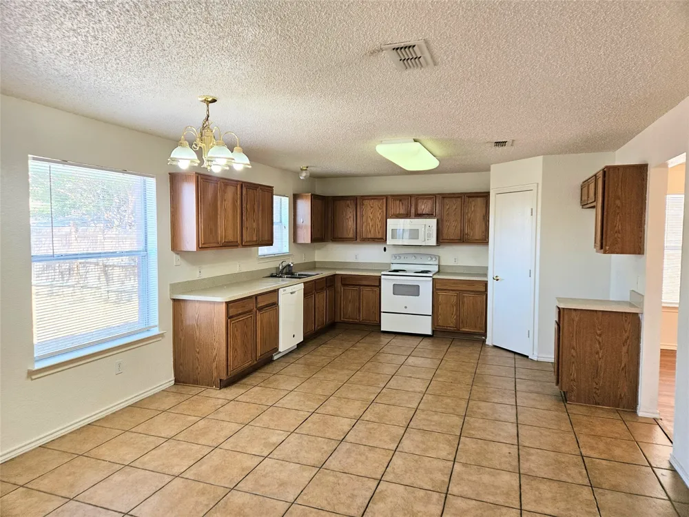 8405 Three Bars Drive Fort Worth, TX 76179