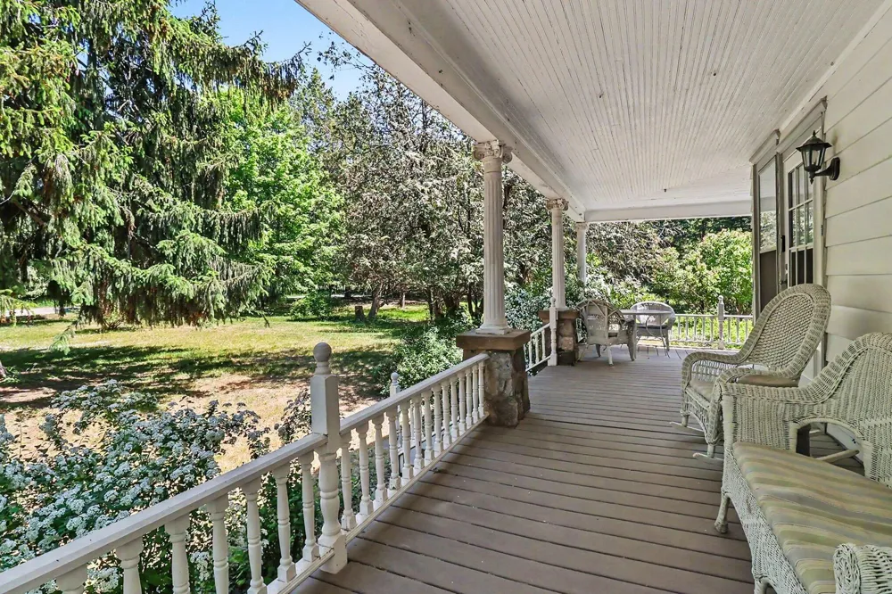 4539 S Lakeshore Drive Ludington, MI 49431