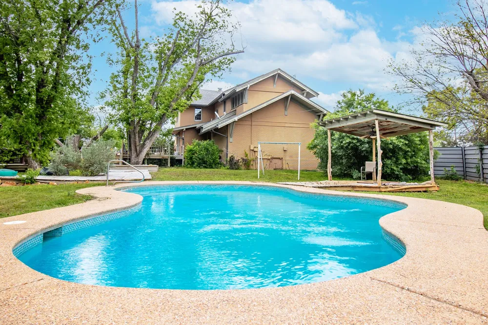 902 Crothers Avenue Brady, TX 76825