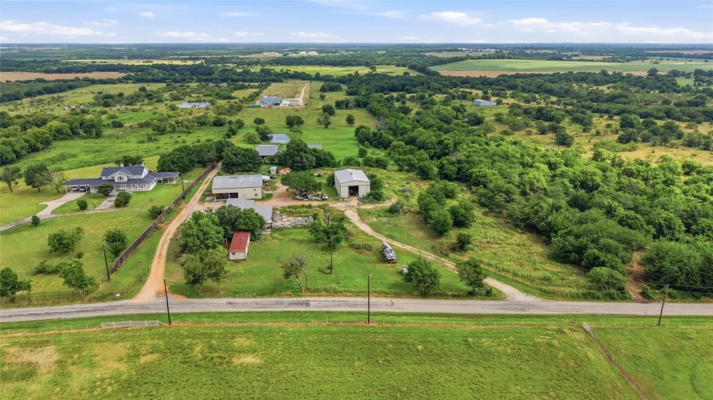 823 Higgins Road Sherman, TX 75092