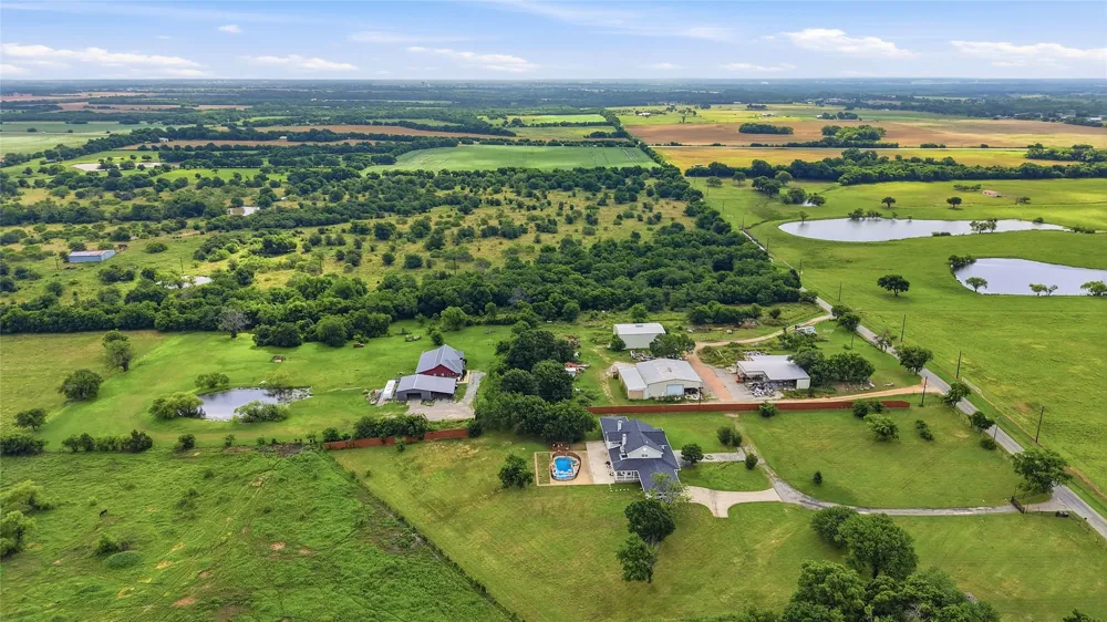 823 Higgins Road Sherman, TX 75092