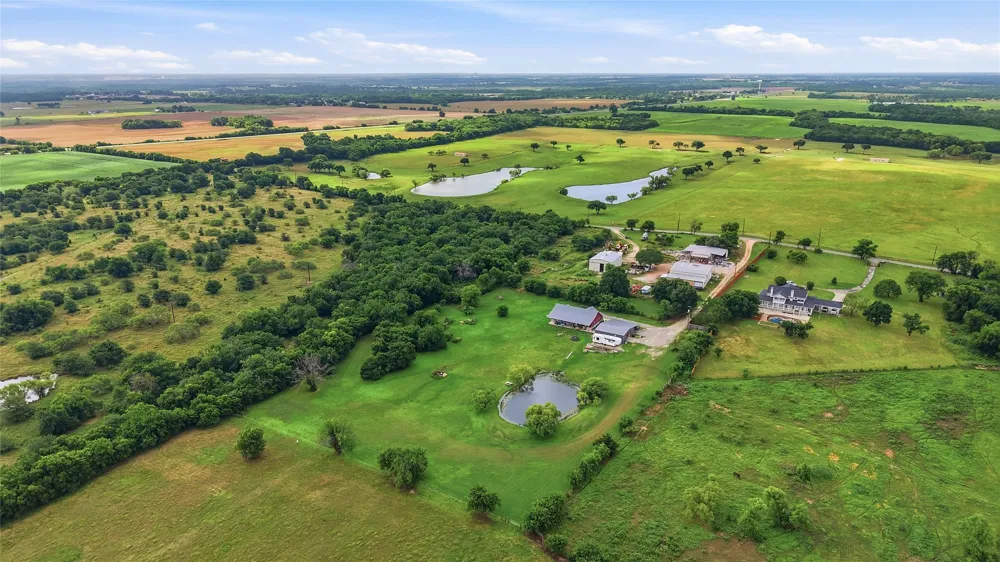 823 Higgins Road Sherman, TX 75092