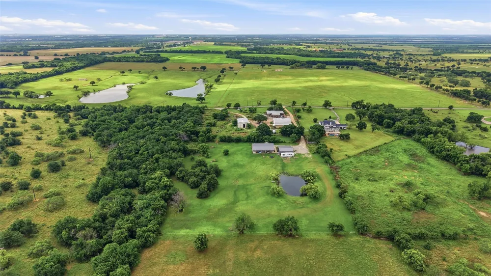 823 Higgins Road Sherman, TX 75092