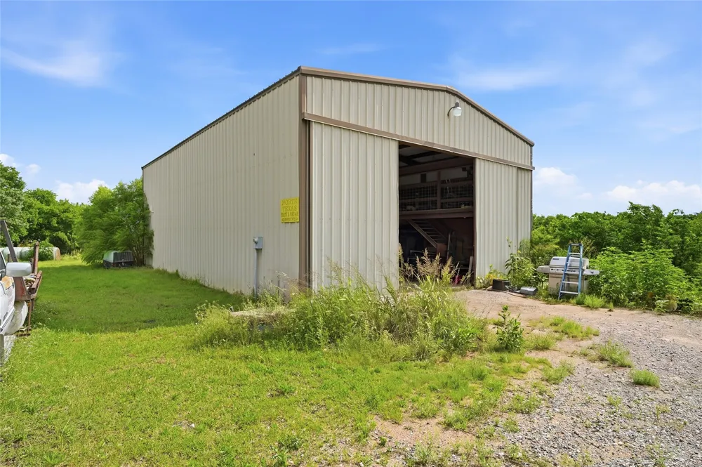 823 Higgins Road Sherman, TX 75092
