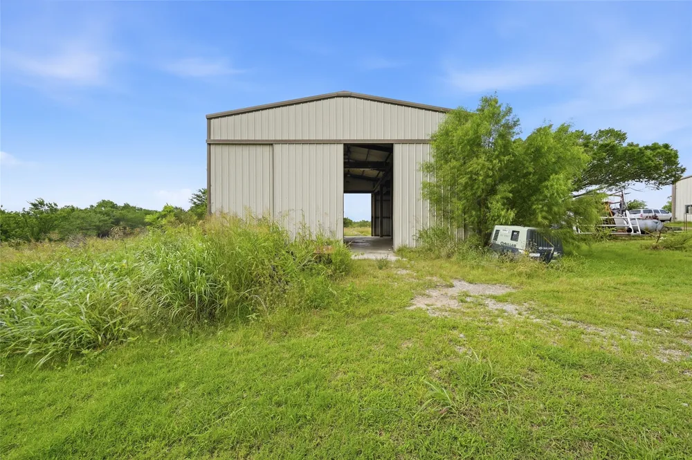 823 Higgins Road Sherman, TX 75092