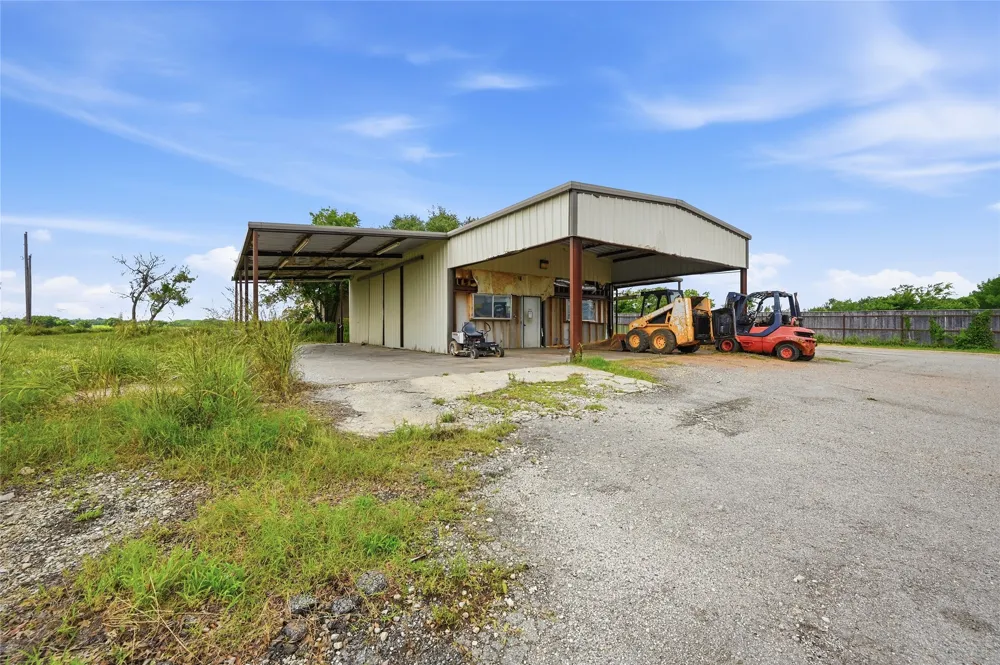 823 Higgins Road Sherman, TX 75092
