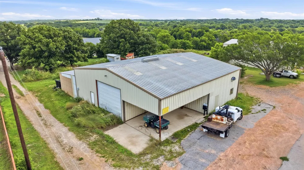 823 Higgins Road Sherman, TX 75092
