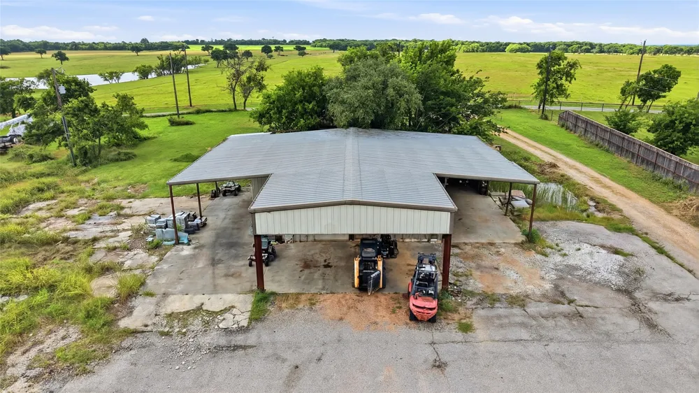 823 Higgins Road Sherman, TX 75092