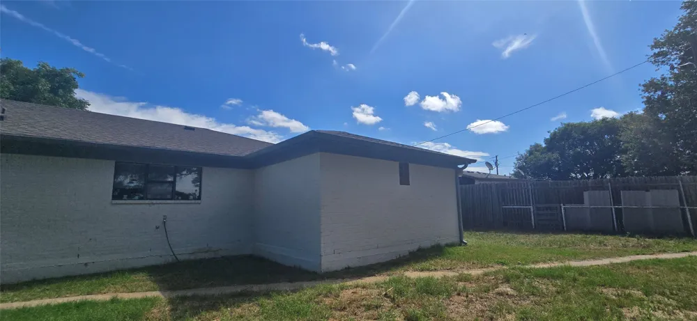 8295 Palo Pinto Highway Mineral Wells, TX 76067