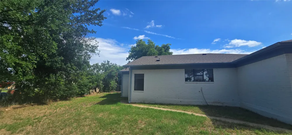 8295 Palo Pinto Highway Mineral Wells, TX 76067