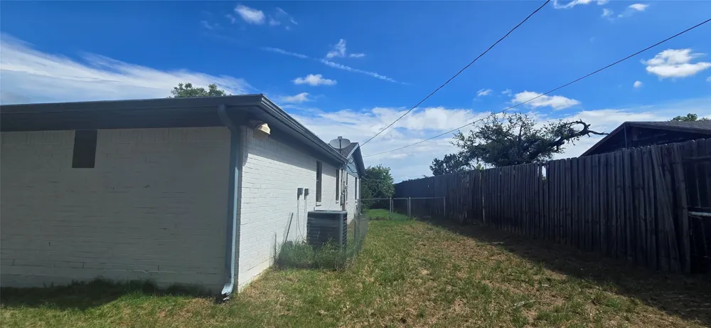 8295 Palo Pinto Highway Mineral Wells, TX 76067