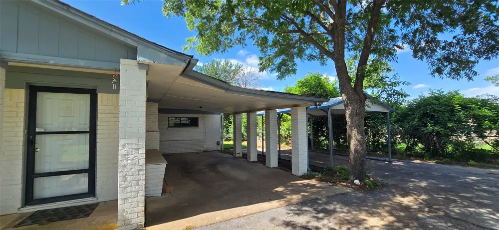 8295 Palo Pinto Highway Mineral Wells, TX 76067