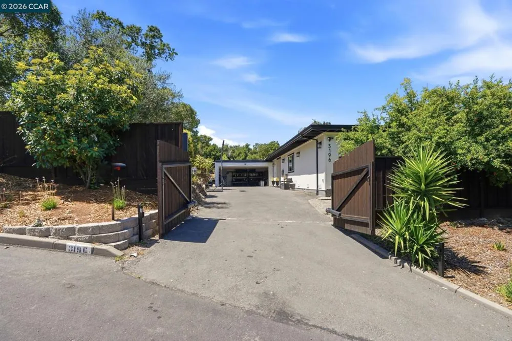 3196 Diablo View Rd Lafayette, CA 94549