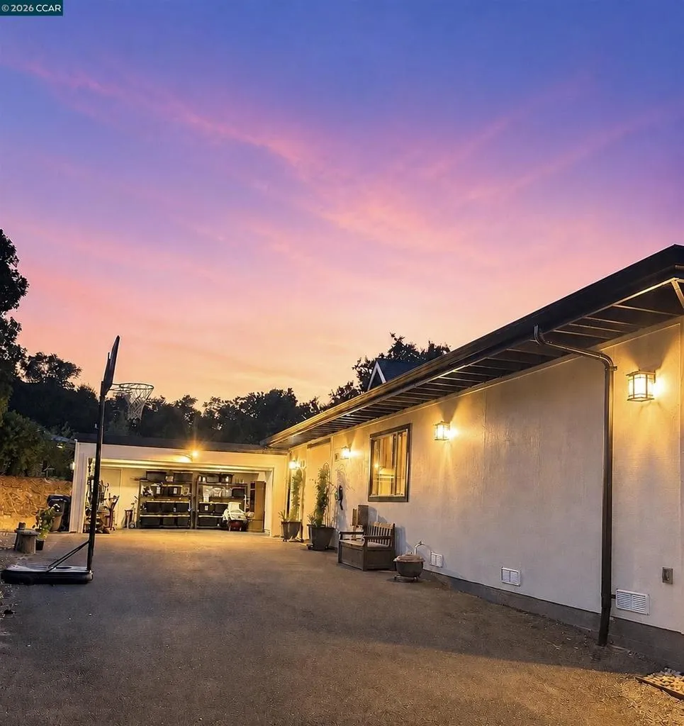 3196 Diablo View Rd Lafayette, CA 94549