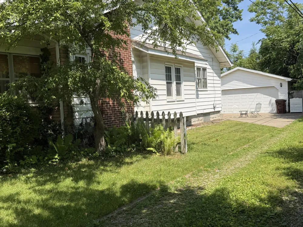 331 Spink Avenue Milan, MI 48160