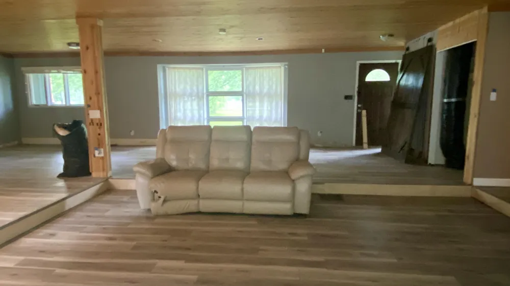 641 Tracey Lane Brighton, MI 48114
