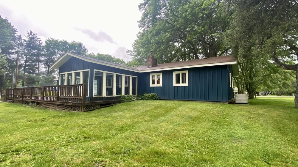 641 Tracey Lane Brighton, MI 48114