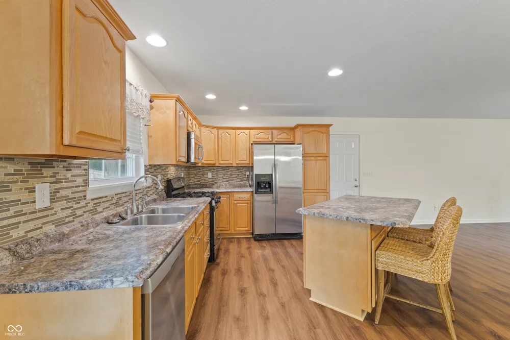 5451 W Channing Way Ellettsville, IN 47429
