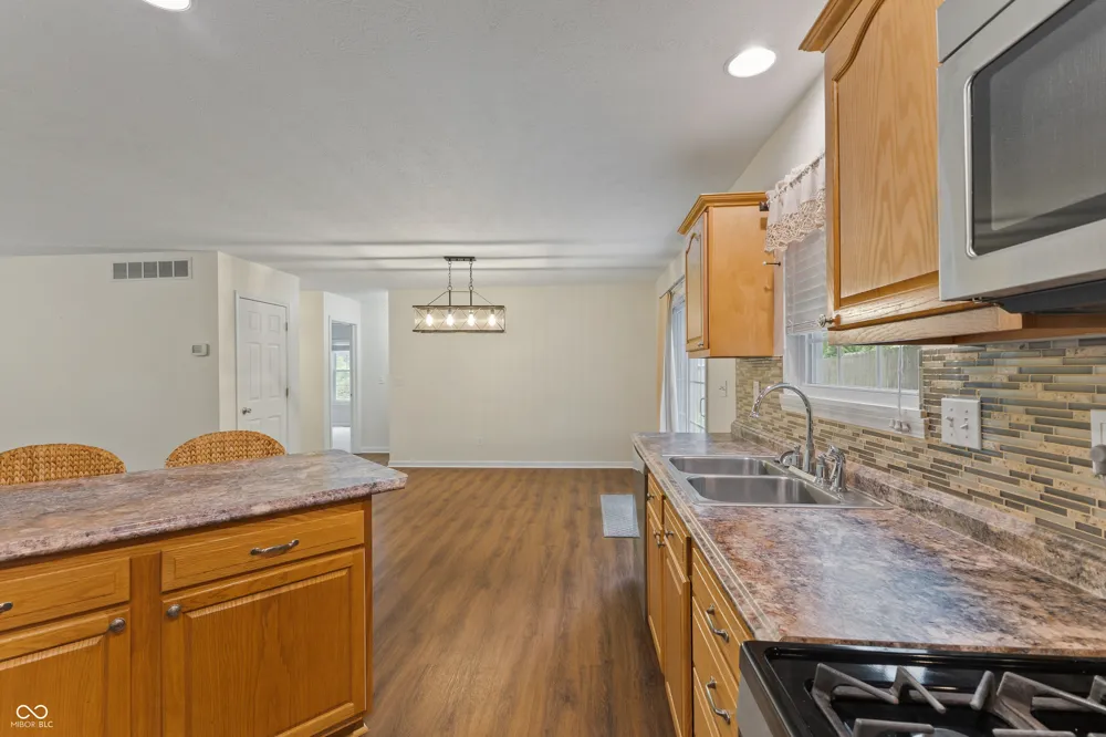 5451 W Channing Way Ellettsville, IN 47429