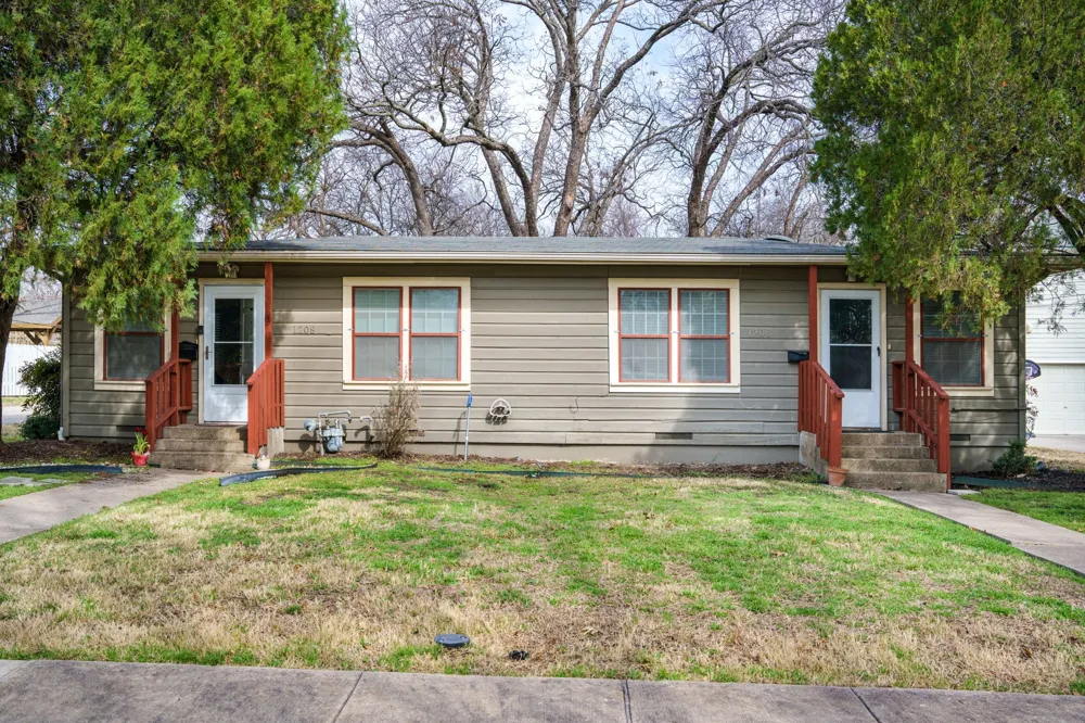 303 Waddill A,B,C Street McKinney, TX 75069