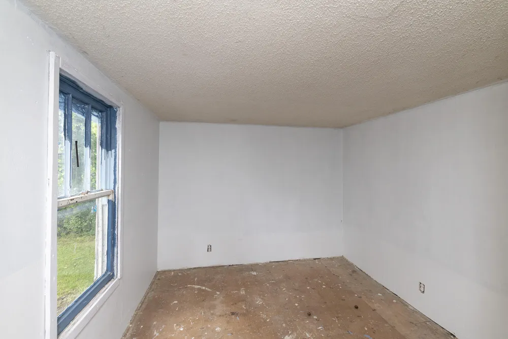 123 Hilltop Lane Cassopolis, MI 49031