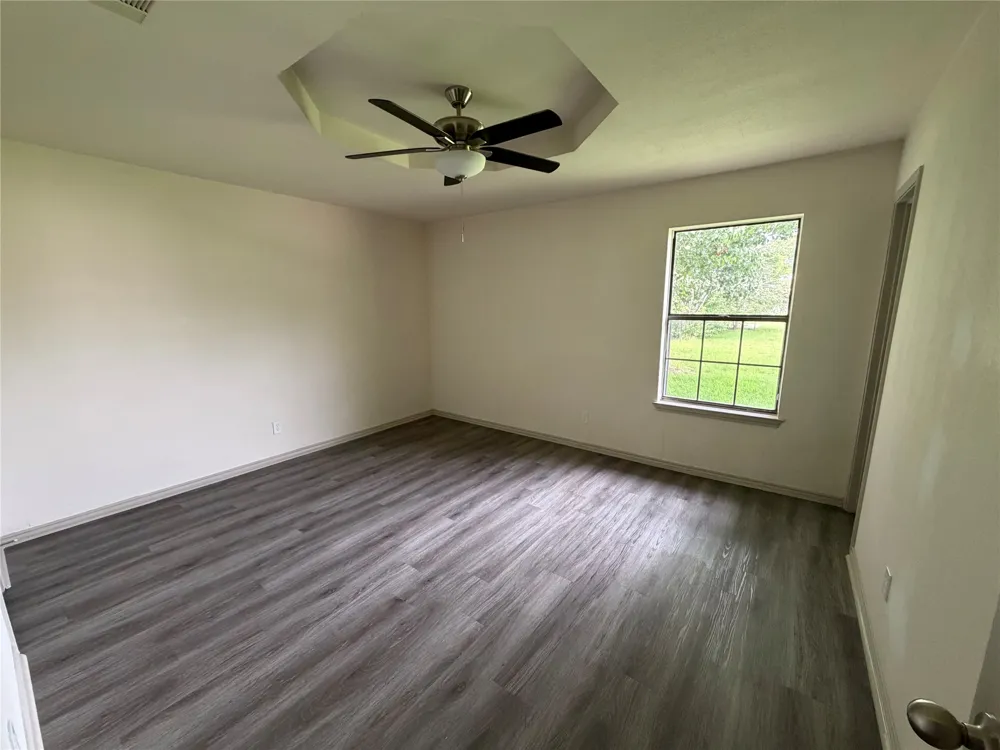 305 Lois Street Roanoke, TX 76262