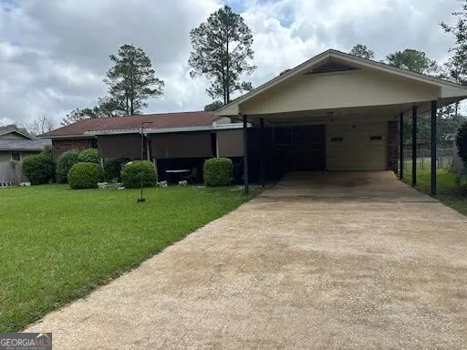 1105 Saint Andrews DR Albany, GA 31707