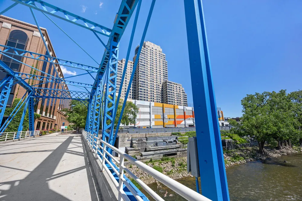 57 Campau Circle NW #2305 Grand Rapids, MI 49503