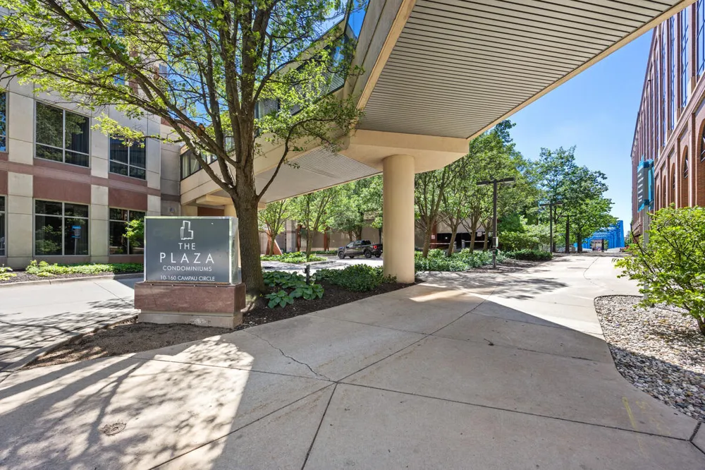 57 Campau Circle NW #2305 Grand Rapids, MI 49503