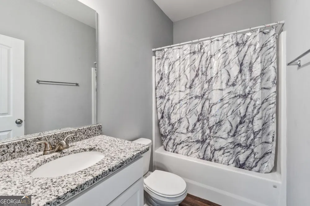 372 Highland Pointe DR Alto, GA 30510