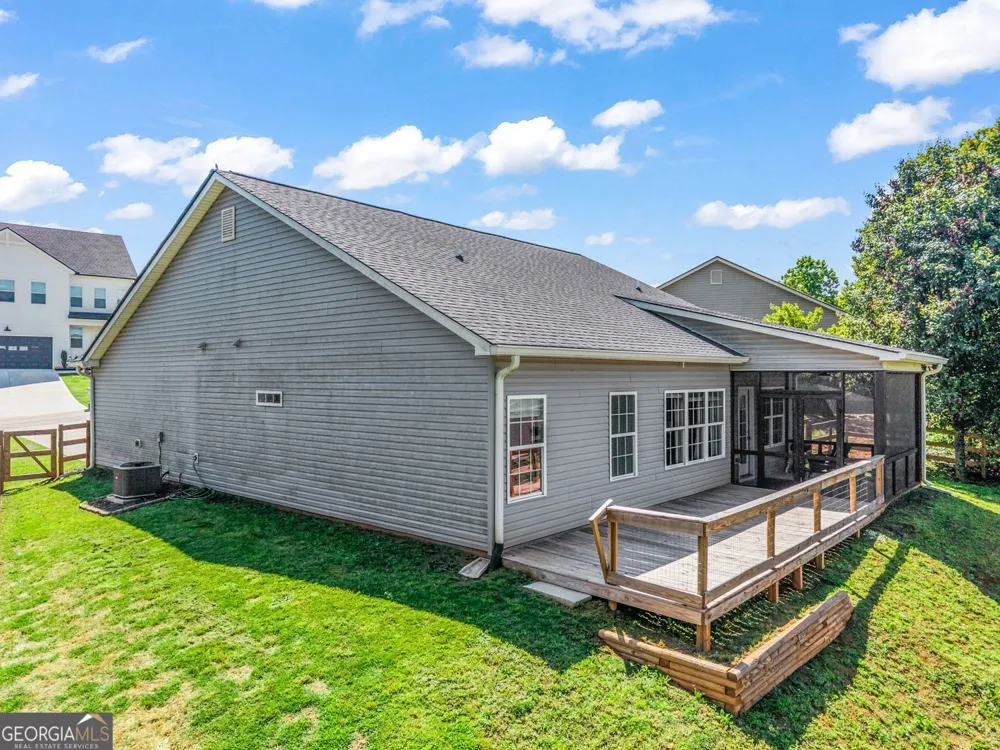 372 Highland Pointe DR Alto, GA 30510
