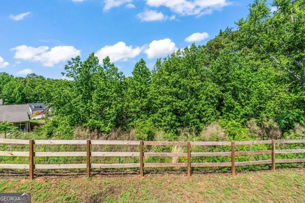 372 Highland Pointe DR Alto, GA 30510
