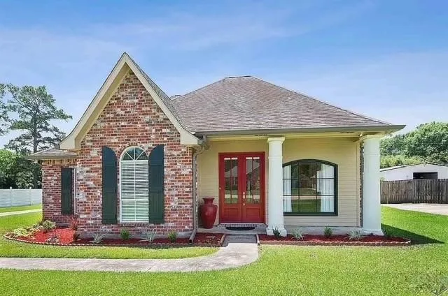 7432 Lake Meadow Drive Livingston, LA 70706