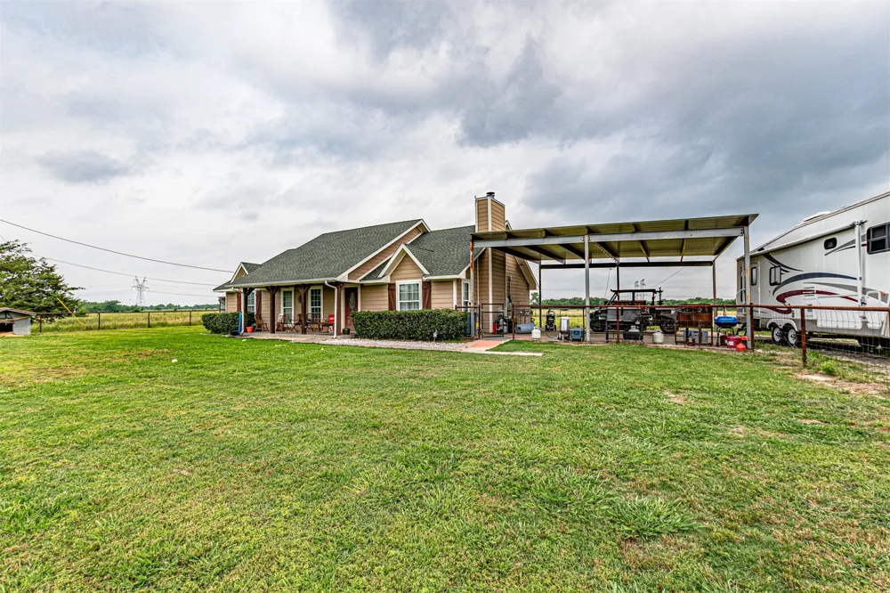 5538 County Road 3214 Lone Oak, TX 75453