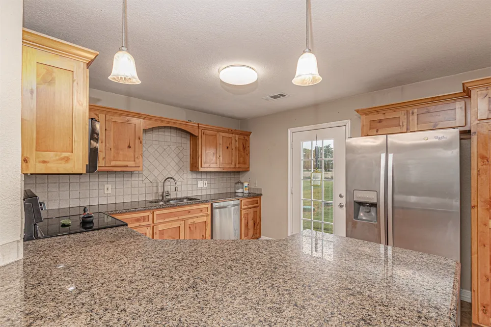 5538 County Road 3214 Lone Oak, TX 75453