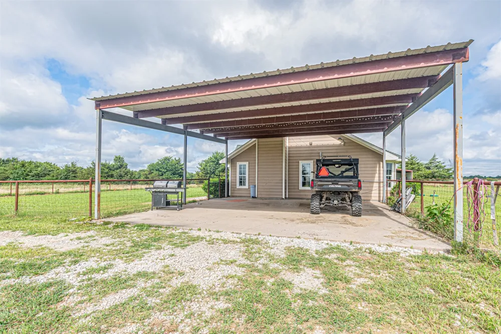 5538 County Road 3214 Lone Oak, TX 75453