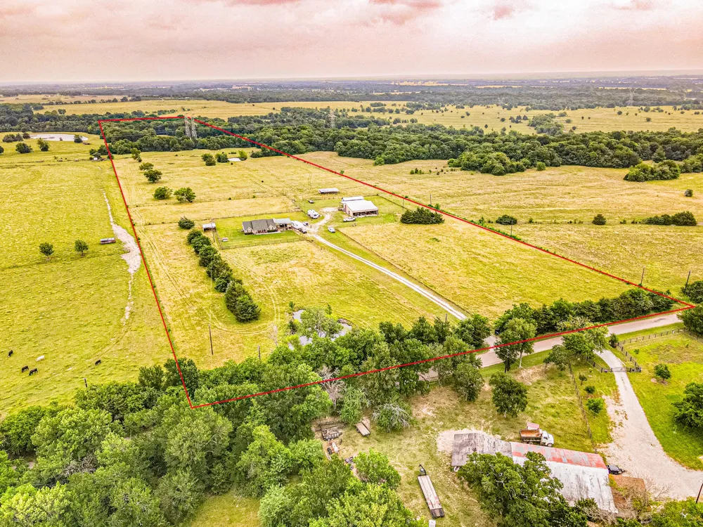 5538 County Road 3214 Lone Oak, TX 75453