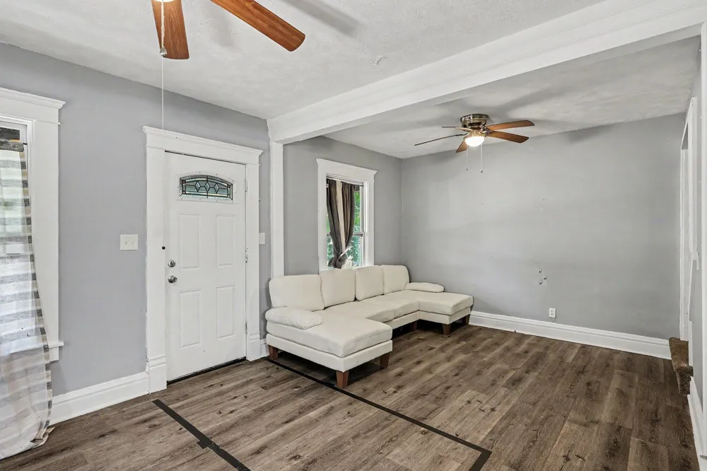 1222 E Kalamazoo Street Lansing, MI 48912